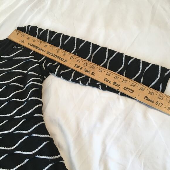 ECI 6 Skater Sweater Dress Textured Black and White Raglan Sleeve Light-Weight - Picture 10 of 12